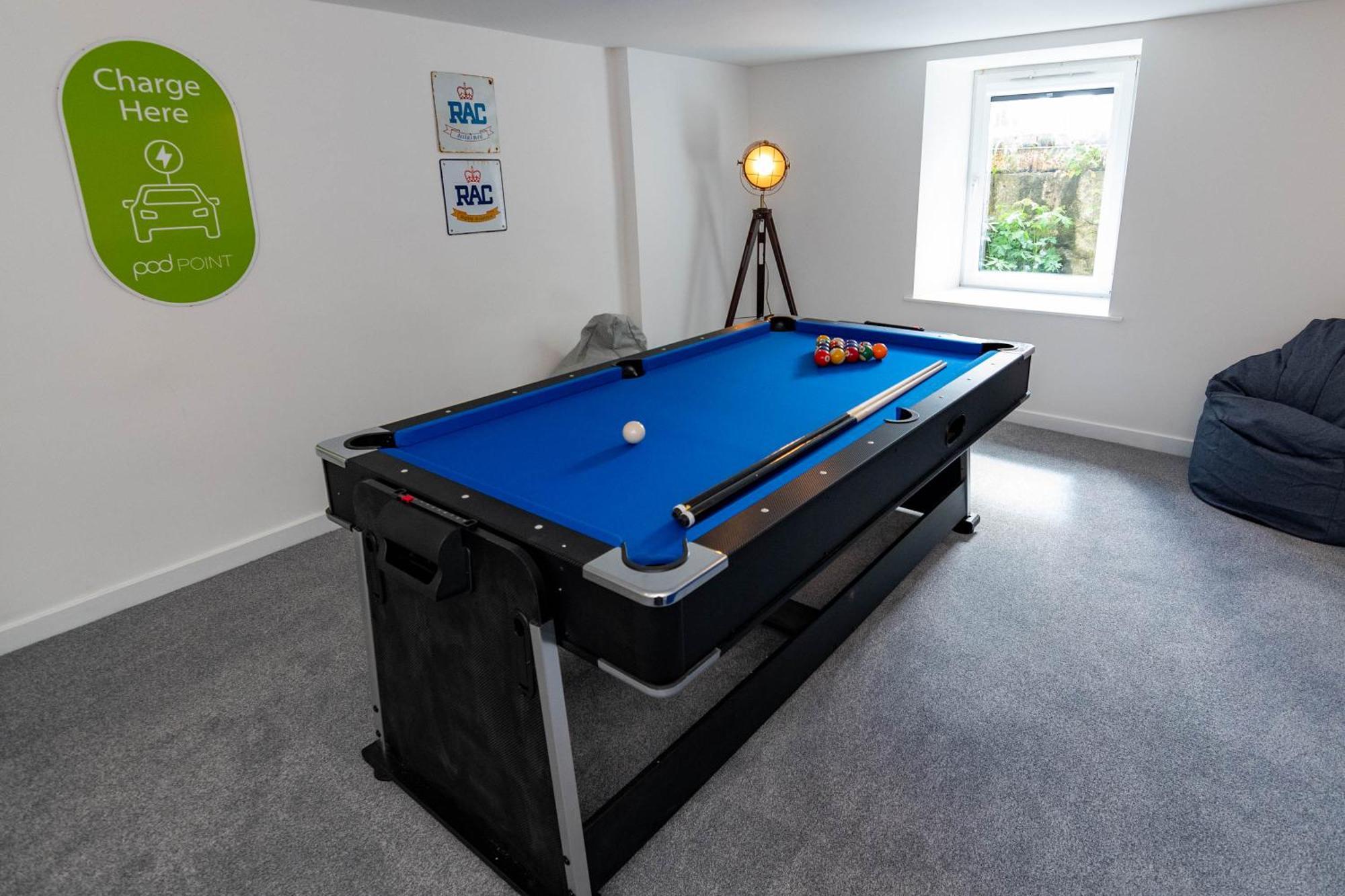 Rosebank House - 12 Guests, 6 Ensuite Bedrooms, Ev Point, Games Rooms, Wood Burner, Pet Friendly! Blairgowrie and Rattray Exterior foto