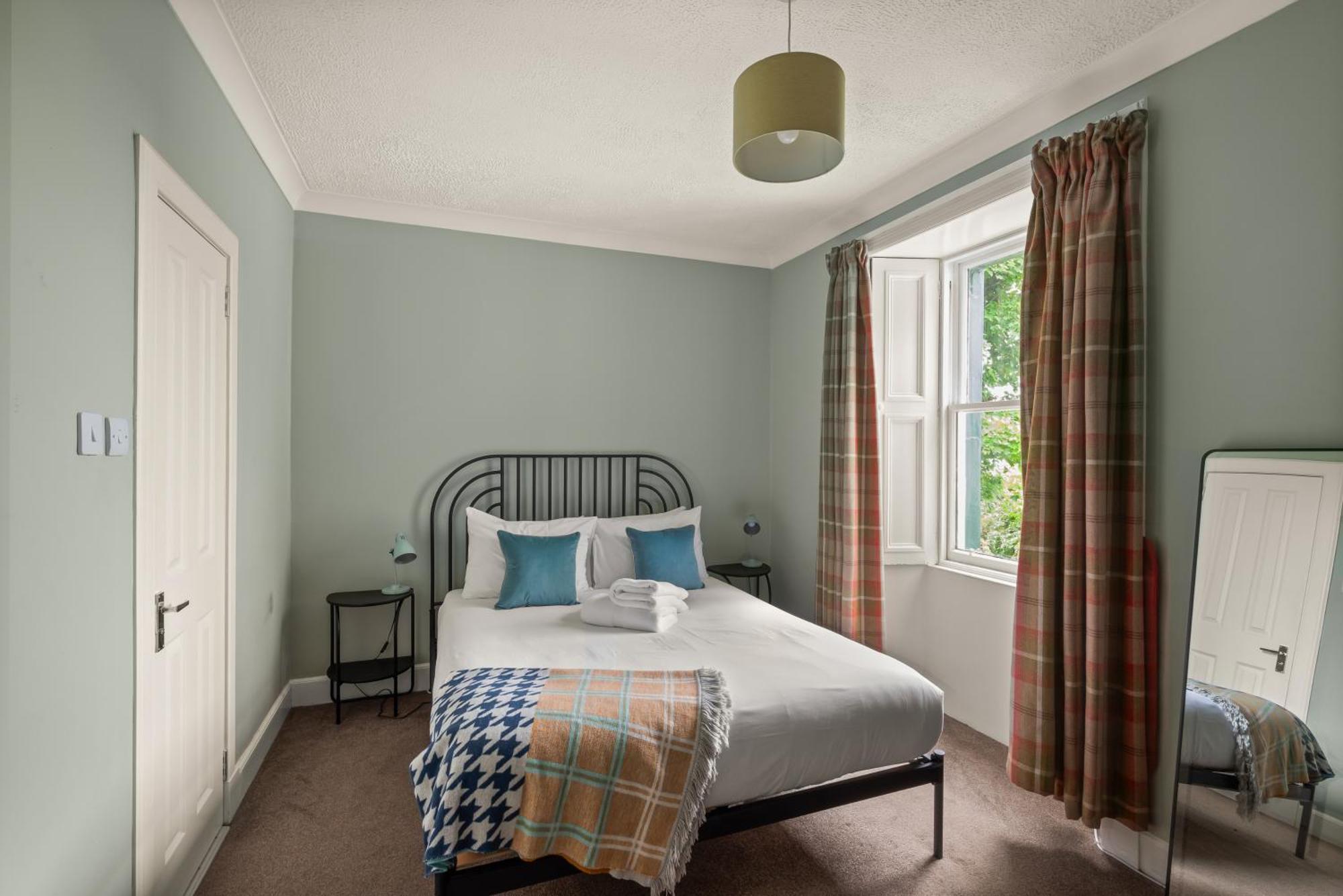 Rosebank House - 12 Guests, 6 Ensuite Bedrooms, Ev Point, Games Rooms, Wood Burner, Pet Friendly! Blairgowrie and Rattray Exterior foto